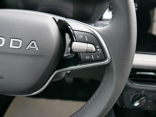 Skoda Fabia 130 Jahre 1,0 MPI*LED*PDC HI.*RFK*APP-CONNECT*SHZ*KESSY*KLIMA*DAB* 