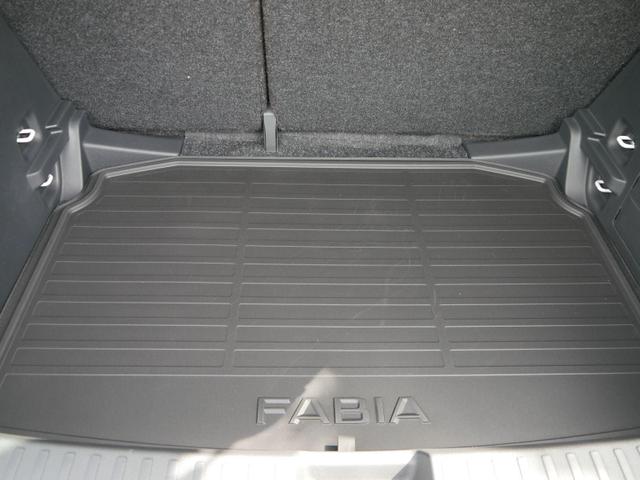 Skoda Fabia 130 Jahre 1,0 MPI*LED*PDC HI.*RFK*APP-CONNECT*SHZ*KESSY*KLIMA*DAB* 