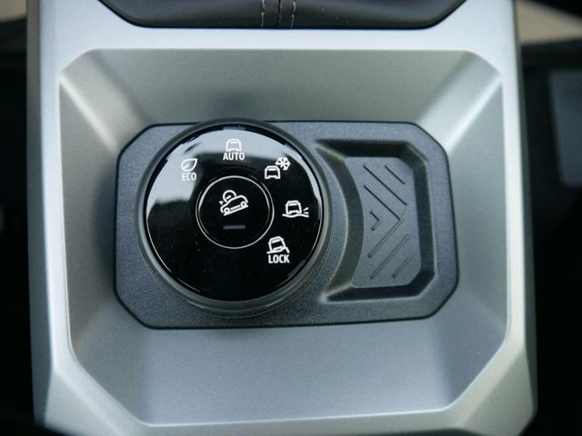 Dacia Duster Extreme TCe 130 4x4 Extreme*NAVI*360°Kamera*PDC*LED*ALLRAD*SHZ*18-ZOLL-ALU 