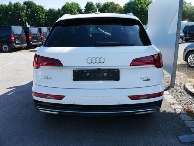 Audi Q5 - 40 TDI DPF S TRONIC QUATTRO* S-LINE INTERIEUR*AHK*ASSISTENZPAKET STADT & TOUR * MATRIX LED 19 ZOLL