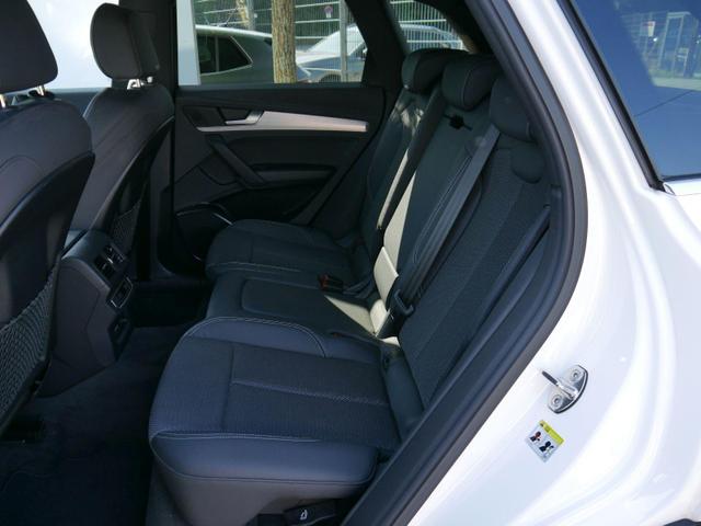 Audi Q5 40 TDI DPF S TRONIC QUATTRO* S-LINE INTERIEUR*AHK*ASSISTENZPAKET STADT & TOUR * MATRIX LED 19 ZOLL 