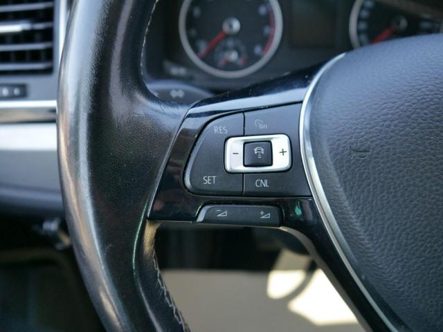 Volkswagen T6 Multivan BULLI AUTOMATIC*ALLRAD *NAVI*ACC*PDC*KAMERA*LED*AHK*SHZ* 18-ZOLL 