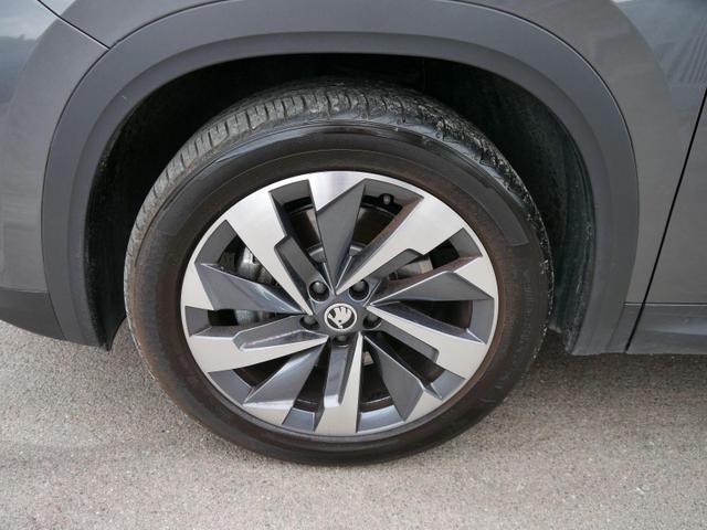Skoda Kodiaq Selection 1.5 TSI mHEV DSG*NAVI*PDC*KAMERA*LED*SHZ*PONORAMA*7SITZER*19-ZOLL 