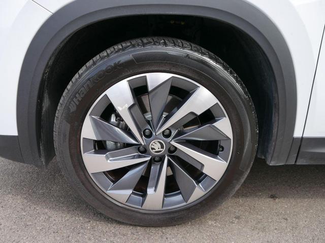 Skoda Kodiaq Selection 1.5 TSI mHEV DSG*NAVI*PDC*KAMERA*LED*SHZ*PONORAMA*19-ZOLL 