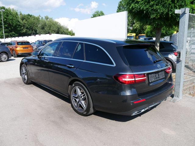 Mercedes-Benz E-Klasse AVANTGARDE E 450 4MATIC T-MODELL*NAVI*ACC*LED*PDC*KAMERA*SHZ*LICHT-PAKET*AMG-LINE 