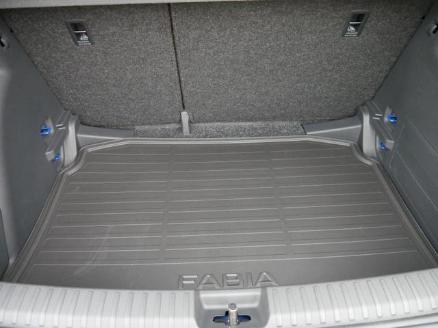 Fabia Selection Plus 1,0 MPI*PDC*LED*SHZ*TEMPOMAT*BLUETOOTH* 