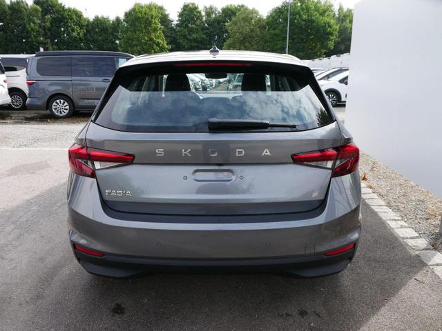 Skoda Fabia - 130 Jahre Selection Plus 1,0 TSI DSG*SMARTLINK*PDC*KAMERA*LED*SHZ* 15 ZOLL