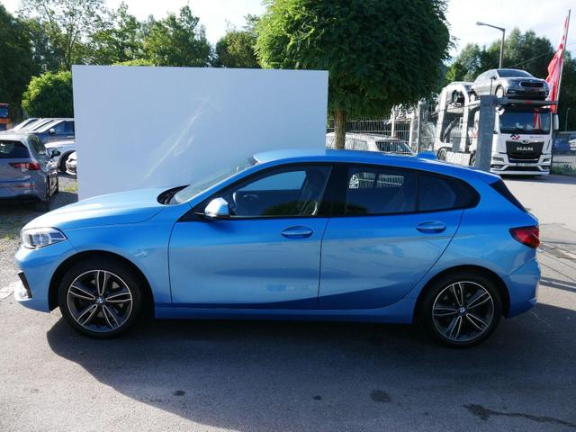 BMW 1er Sport Line 118i LINE*NAVI*PDC*SHZ*KLIMA*LED*AMBIENTE-BELEUCHTUNG 17 ZOLL 