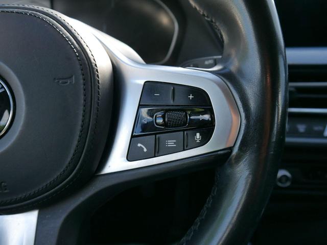 BMW 1er Sport Line 118i LINE*NAVI*PDC*SHZ*KLIMA*LED*AMBIENTE-BELEUCHTUNG 17 ZOLL 