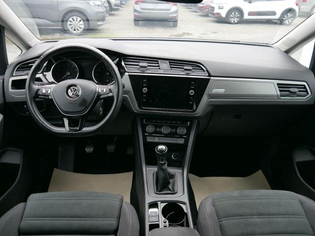 Volkswagen Touran Comfortline 1.5 TSI ACT OPF COMFORTLINE*KLIMA*ACC*PDC-HI*AHK*SHZ*TEMPOMAT*ALCANTARA 