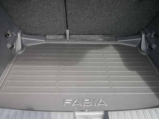 Skoda Fabia 130 Jahre 1,0 MPI*LED*PDC HI.*RFK*APP-CONNECT*SHZ*KESSY*KLIMA*DAB* 