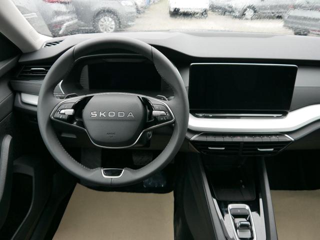Skoda Octavia Combi Selection 2.0 TDI DSG *LED*PDC*KLIMA*SMARTLINK*SHZ*16 ZOLL 