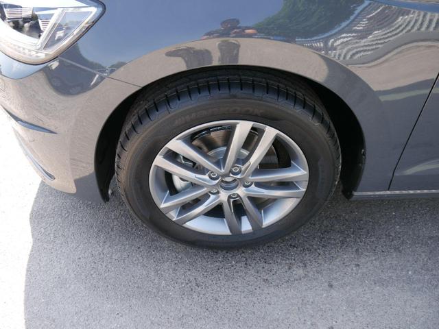 Volkswagen Touran Comfortline People 1.5 TSI DSG COMFORTLINE*ACC*PDC*KAMERA*NAVI*SHZ* 7-SITZER 