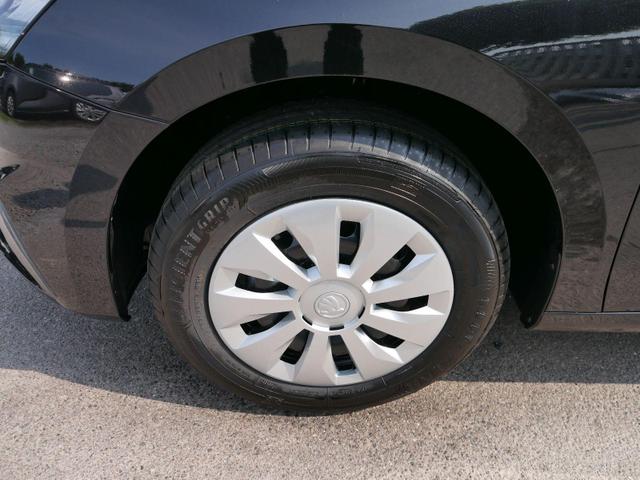 Skoda Fabia Selection 1,0 MPI SELECTION*LED*PDC-HI*SHZ*KLIMA*TEMPOMAT*BLUETOOTH 