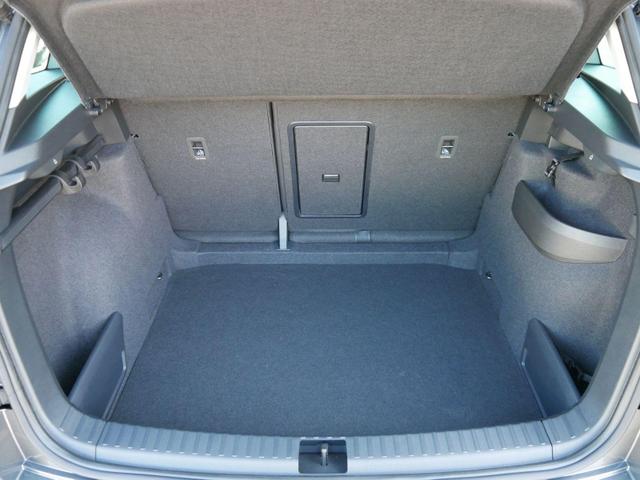 Karoq Edition Selection 130 Jahre 1,5 TSI DSG*LED*PDC*KAMERA*SHZ*NAVI-ÜBER-SMARTLINK 