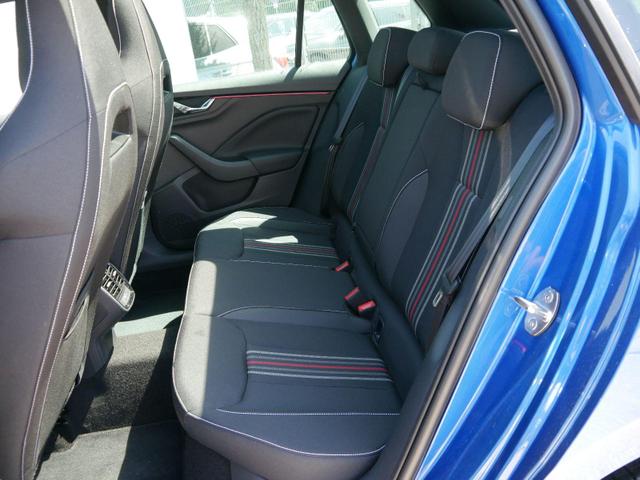 Skoda Kamiq Monte Carlo 1.5 TSI DSG Carlo*LED*PDC-KAMERA*SHZ*PONORAMA*SMERTLINK*17 ZOLL 