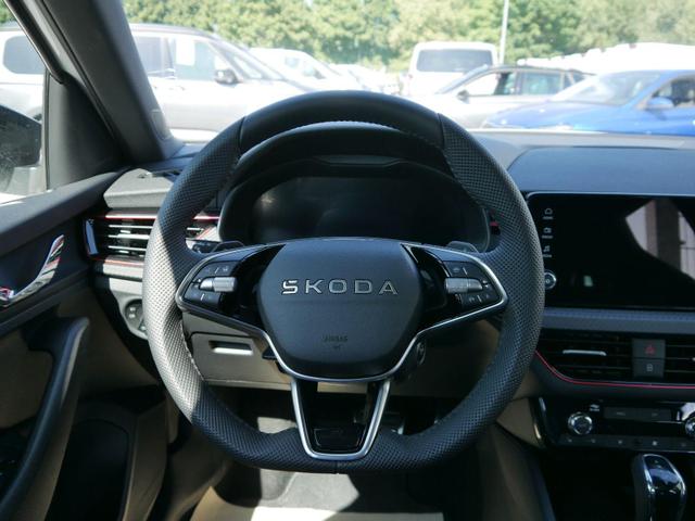Skoda Kamiq Monte Carlo 1.5 TSI DSG Carlo*LED*PDC-KAMERA*SHZ*PONORAMA*SMERTLINK*17 ZOLL 