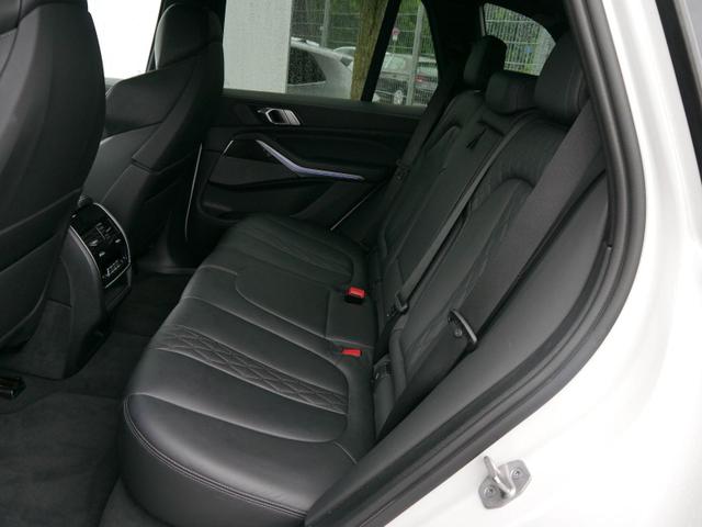 BMW X5 M-Sport M50i M-SPORT*PANO*LASER*HEAD-UP*STANDHEIZUNG*KAMERA*ACC*HARMAN/KARDON*AHK* 22ZOLL 