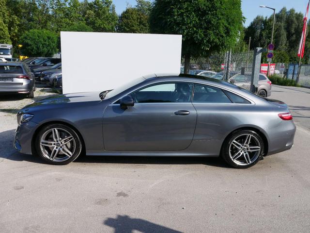 Mercedes-Benz E-Klasse AMG-LINE E 300 Coupe-AMG-LINE*NAVI*PDC*KAMERA*LED*SHZ*KLIMA*TEMPOMAT*MEDIA-PAKET*19-ZOLL 