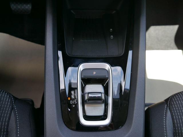 Skoda Octavia Combi Selection 2.0 TDI DSG Selection*LED*PDC*KLIMA*SMARTLINK*SHZ*16 ZOLL*ISOFIX* 