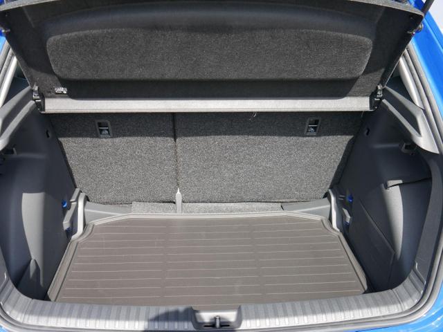 Skoda Fabia Selection 1,0 MPI SELECTION*LED*PDC-HI*SHZ*KLIMA*TEMPOMAT*BLUETOOTH*ISOFIX* 