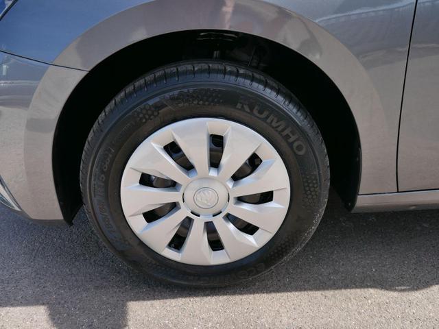Skoda Fabia Selection 1,0 MPI SELECTION*LED*PDC-HI*SHZ*KLIMA*TEMPOMAT*BLUETOOTH*ISOFIX* 