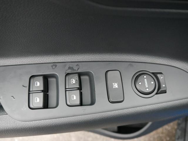 Kia Stonic M 1.0 T-GDI T-GDI*NAVI-ÜBER-SMARTLINK*KLIMA*BLUETOOTH*RADIO*16-ZOLL-ALU 