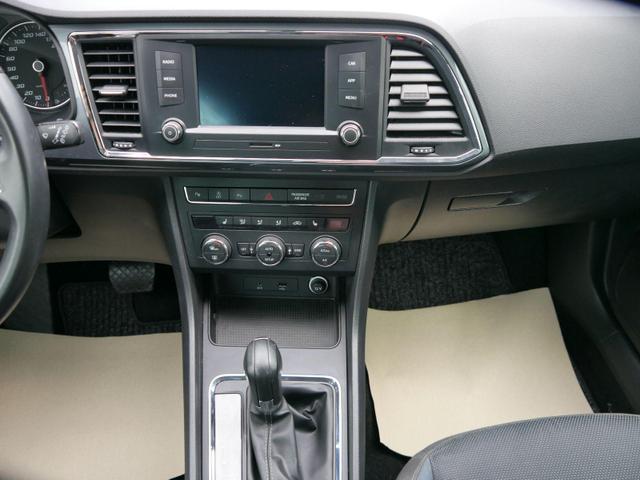 Seat Ateca Style 1.6 TDI DSG *PDC*LED*NAVI-ÜBER-SMARTLINK*SHZ*TEMPOMAT*KLIMA*17-ZOLL 