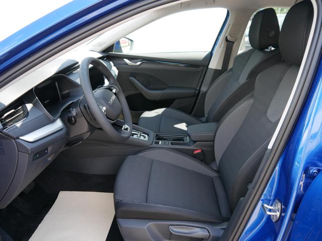 Skoda Octavia Combi Selection 2.0 TDI DSG Selection*PDC*LED*SHZ*NAVI*VIRTUALCOCKPIT*CARPLAY*KEYLESS-GO* 