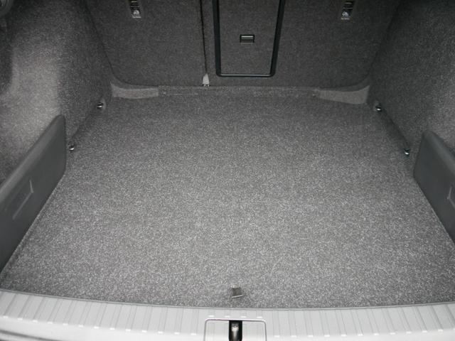 Skoda Octavia Combi Selection 2.0 TDI DSG Selection*LED*PDC*KLIMA*SMARTLINK*SHZ*16 ZOLL*ISOFIX* 