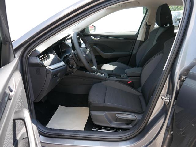 Skoda Octavia Combi Selection 2.0 TDI DSG Selection*PDC*LED*SHZ*NAVI*VIRTUALCOCKPIT*CARPLAY*KEYLESS-GO* 