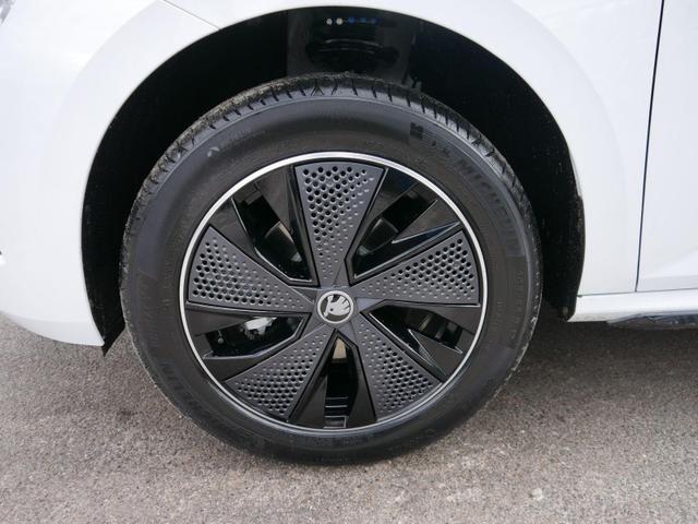 Skoda Kamiq Monte Carlo 1.5 TSI DSG Carlo*LED*PDC-KAMERA*SHZ*PONORAMA*SMERTLINK*17 ZOLL 