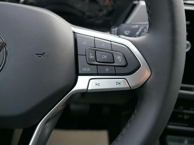 Volkswagen Touran Comfortline People 1.5 TSI DSG COMFORTLINE*ACC*LED*PDC*KAMERA*NAVI*SHZ* 7-SITZER 17-ZOLL 