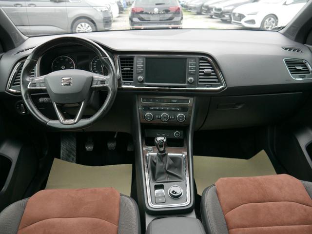 Seat Ateca 4DRIVE XCELLENCE 1.4 ECO TSI XCELLENCE*NAVI*ACC*PDC*KAMERA*LED*SHZ*AHK*PANORAMA-DACH*19-ZOLL 