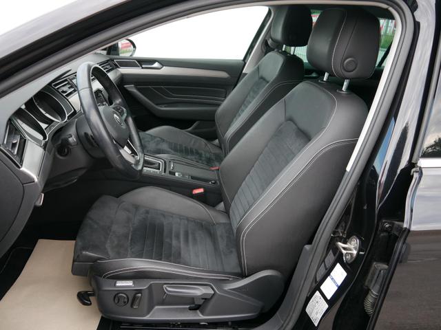 Volkswagen Passat Variant Elegance 2.0 TDI DPF DSG ELEGANCE** AHK * ACC WINTERPAKET MATRIX-LED ALCANTARA/LEDER 