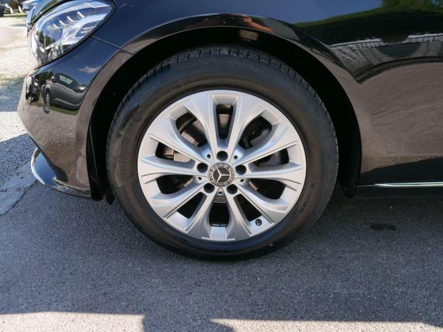 Mercedes-Benz C-Klasse EXKLUSIV C180-9G-TRONIC-EXKLUSIV*NAVI*LED*SHZ*PDC*KAMERA*TEMPOMAT*17-ZOLL 
