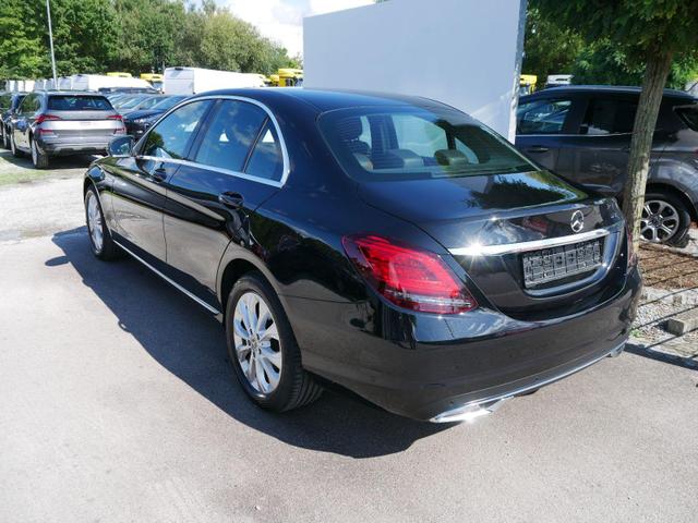 Mercedes-Benz C-Klasse EXKLUSIV C180-9G-TRONIC-EXKLUSIV*NAVI*LED*SHZ*PDC*KAMERA*TEMPOMAT*17-ZOLL 