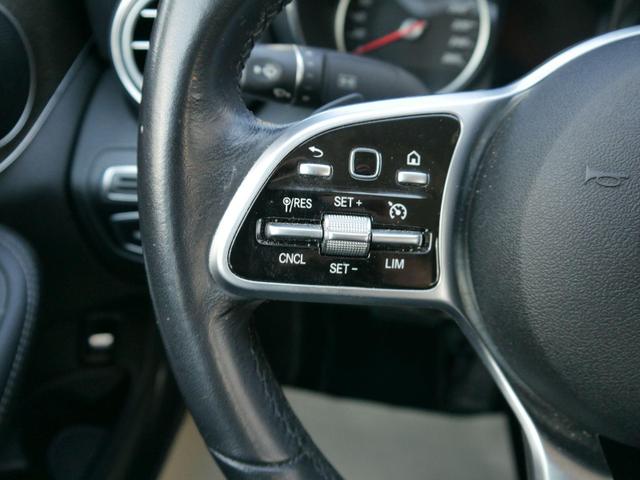 Mercedes-Benz C-Klasse EXKLUSIV C180-9G-TRONIC-EXKLUSIV*NAVI*LED*SHZ*PDC*KAMERA*TEMPOMAT*17-ZOLL 