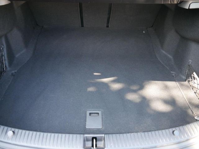 Mercedes-Benz C-Klasse EXKLUSIV C180-9G-TRONIC-EXKLUSIV*NAVI*LED*SHZ*PDC*KAMERA*TEMPOMAT*17-ZOLL 