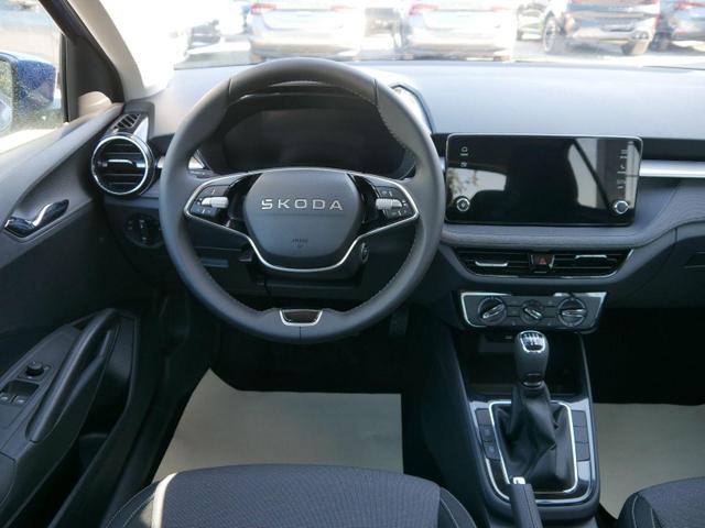 Skoda Fabia Selection 1.0 TSI *PDC-HI*LED*SHZ*NAVI-&Uuml;BER-SMARTLINK*KLIMA*BLUETOOTH 