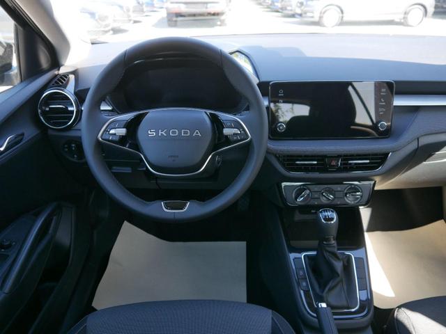 Skoda Fabia Selection 1.0 TSI *NAVI-ÜBER-SMARTLINK*LED*PDC-HI*SHZ*KLIMA*BLUETOOTH 