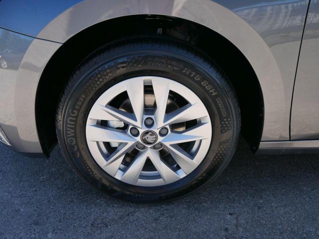 Skoda Fabia 130 Jahre 1,0 MPI*LED*PDC HI.*KAMERA*APP-CONNECT*SHZ*KESSY*KLIMA*DAB* 