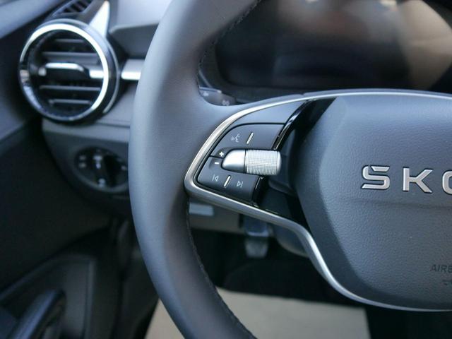 Skoda Fabia Selection 1,0 MPI SELECTION*LED*PDC-HI*SHZ*KLIMA*TEMPOMAT*BLUETOOTH*ISOFIX 