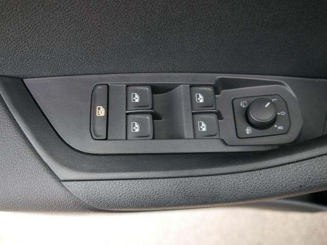 Skoda Karoq Edition Selection 130 Jahre 1,5 TSI DSG*NAVI-&Uuml;BER-SMARTLINK*PDC*KAMERA*LED*SHZ*TEMPOMAT 