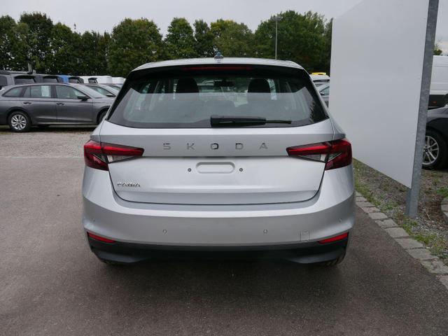 Skoda Fabia - Selection 1.0 TSI *NAVI-ÜBER-SMARTLINK*LED*PDC-HI*SHZ*KLIMA*BLUETOOTH