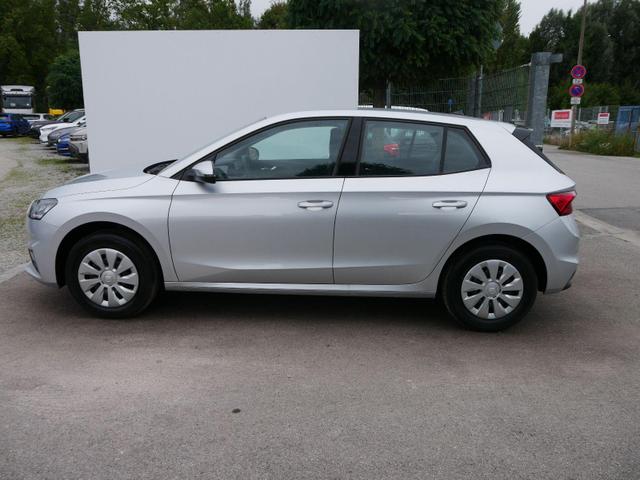 Skoda Fabia Selection 1.0 TSI *NAVI-ÜBER-SMARTLINK*LED*PDC-HI*SHZ*KLIMA*BLUETOOTH 