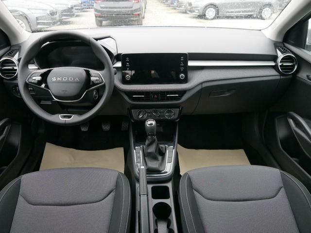 Skoda Fabia Selection 1.0 TSI *NAVI-ÜBER-SMARTLINK*LED*PDC-HI*SHZ*KLIMA*BLUETOOTH 
