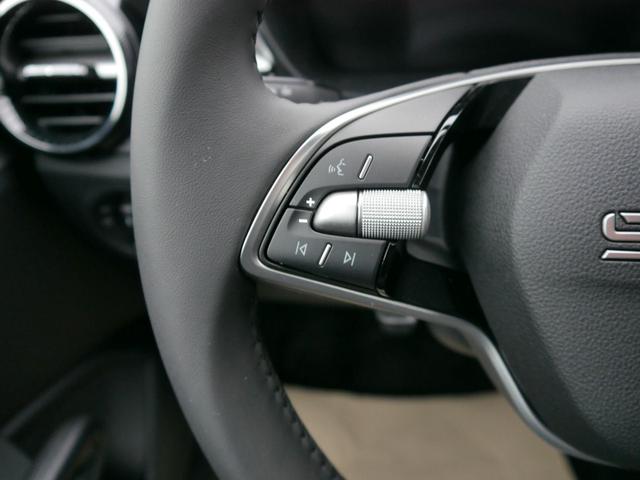 Skoda Fabia Selection 1.0 TSI *NAVI-ÜBER-SMARTLINK*LED*PDC-HI*SHZ*KLIMA*BLUETOOTH 
