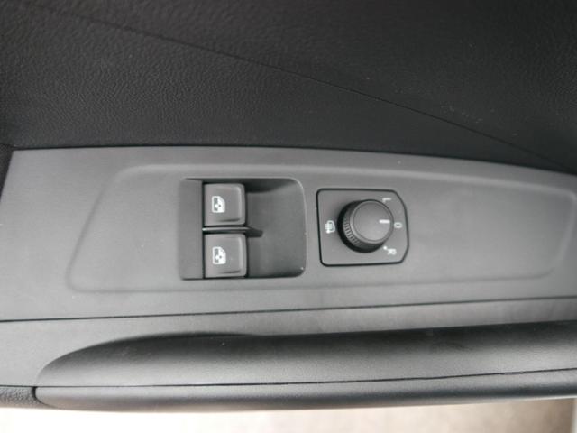 Skoda Fabia Selection 1.0 TSI *NAVI-ÜBER-SMARTLINK*LED*PDC-HI*SHZ*KLIMA*BLUETOOTH 