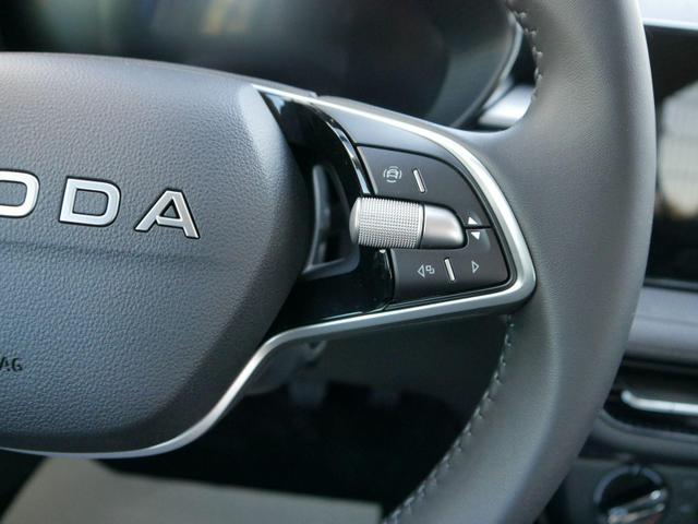Skoda Fabia Selection 1.0 TSI *NAVI-ÜBER-SMARTLINK*LED*PDC-HI*SHZ*KLIMA*BLUETOOTH 